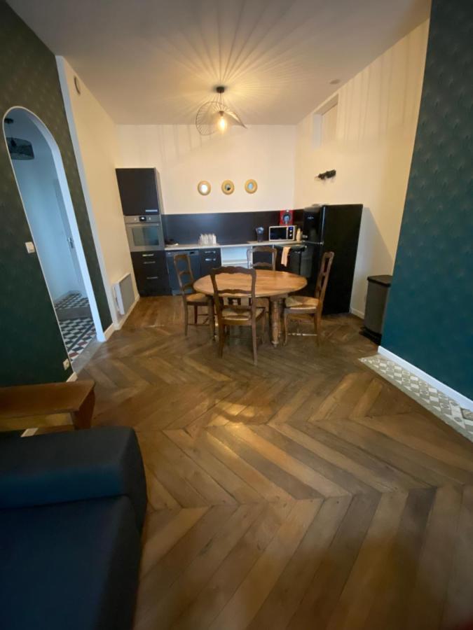 Gite Les Domaines Apartment Avallon Exterior foto
