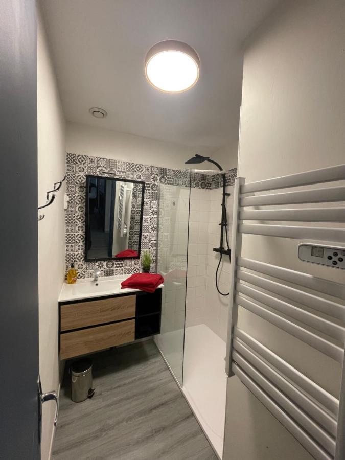 Gite Les Domaines Apartment Avallon Exterior foto