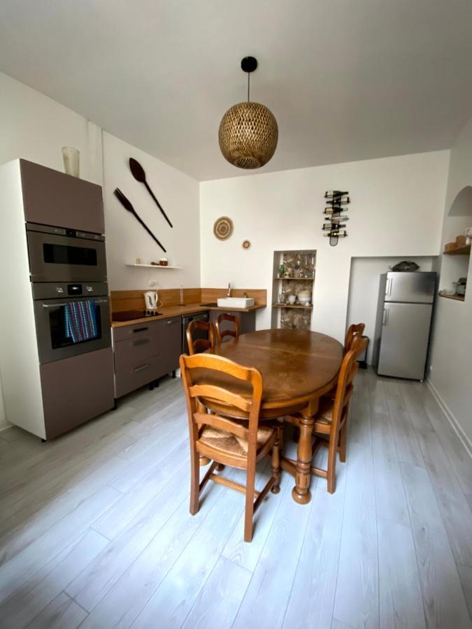 Gite Les Domaines Apartment Avallon Exterior foto