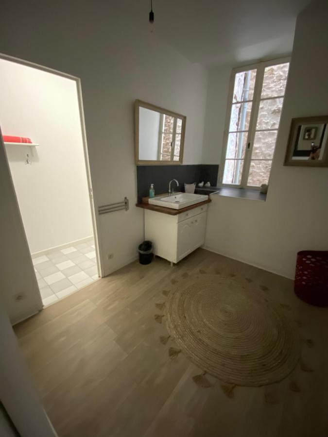 Gite Les Domaines Apartment Avallon Exterior foto