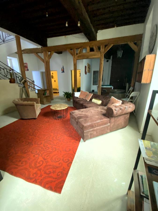 Gite Les Domaines Apartment Avallon Exterior foto